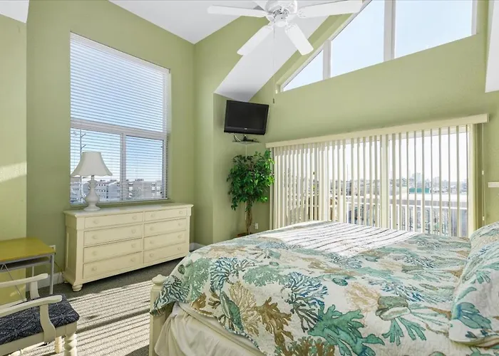 Spacious 3 Bedroom Bayside In Sunset With Outdoor Pool! Ferienhaus Ocean Stadt