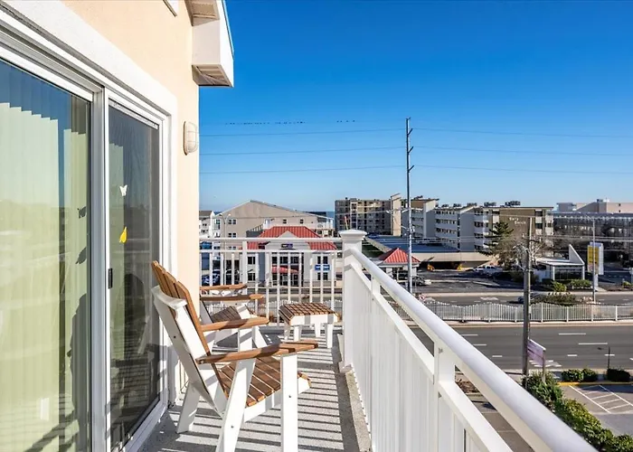 Spacious 3 Bedroom Bayside In Sunset With Outdoor Pool! Ferienhaus Ocean Stadt